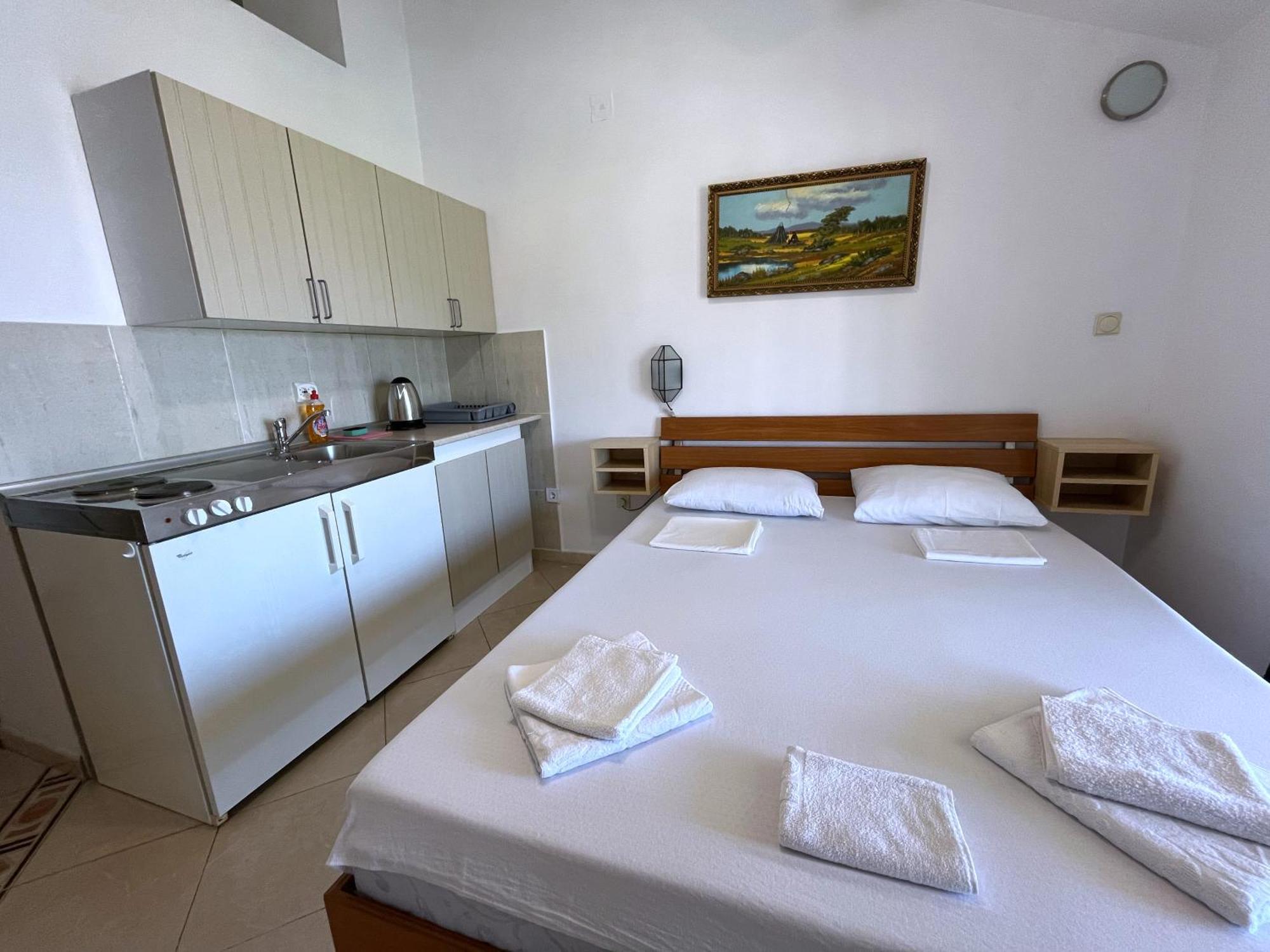 Apartments Nikvik บุดวา ภายนอก รูปภาพ